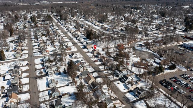 25 Fuller Terrace, Colonie, NY 12205