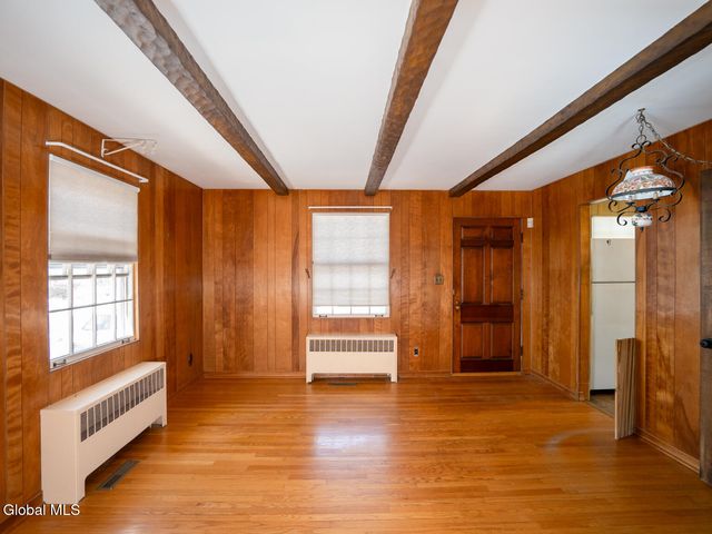 25 Fuller Terrace, Colonie, NY 12205