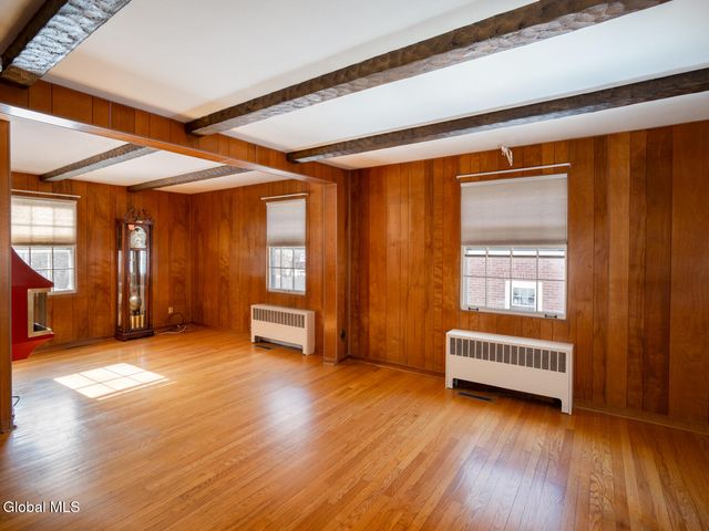 25 Fuller Terrace, Colonie, NY 12205