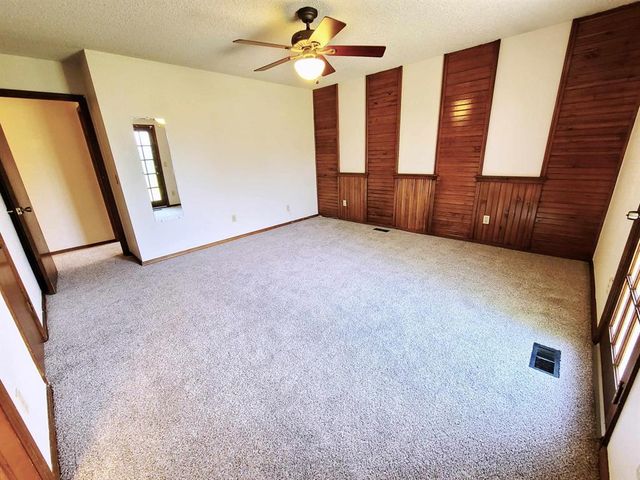 10413 Glascow Drive, Yukon, OK 73099
