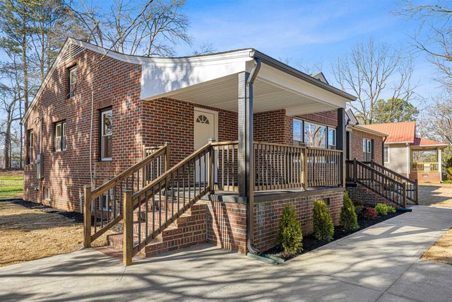 606 W Georgia Street, Woodruff, SC 29388