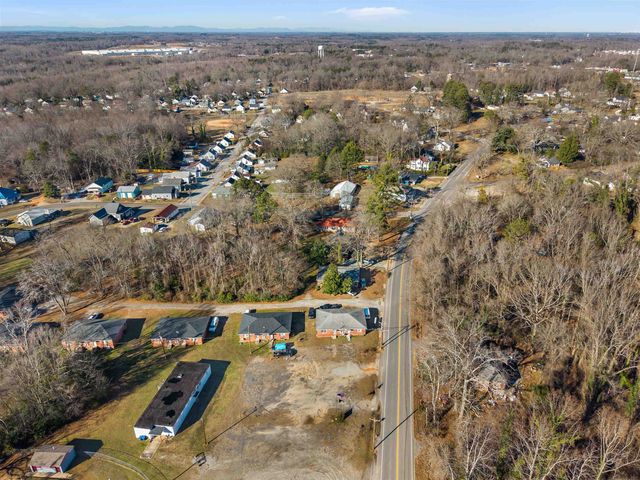 606 W Georgia Street, Woodruff, SC 29388