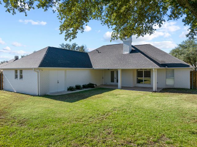3008 Masters Drive, Mt Pleasant, TX 75455