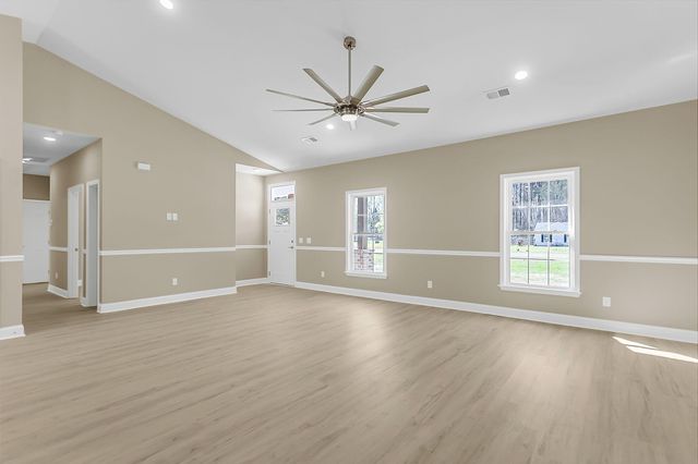 197 Dandelion Court, Round O, SC 29474