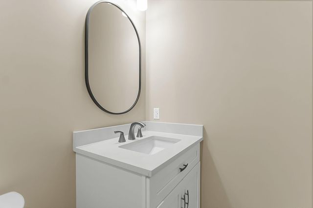 197 Dandelion Court, Round O, SC 29474