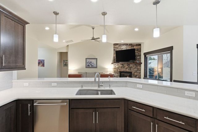 4211 S Custer St, Spokane, WA 99223