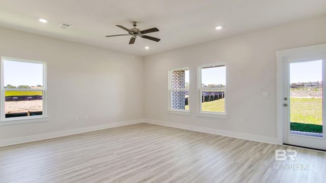 25208 Fairfax Road, Daphne, AL 36526