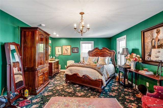 8431 West Rivershore Drive, Niagara Falls, NY 14304