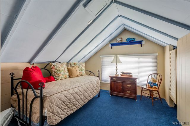 8431 West Rivershore Drive, Niagara Falls, NY 14304