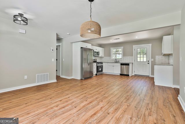 25 Westgate Park Drive, Newnan, GA 30263