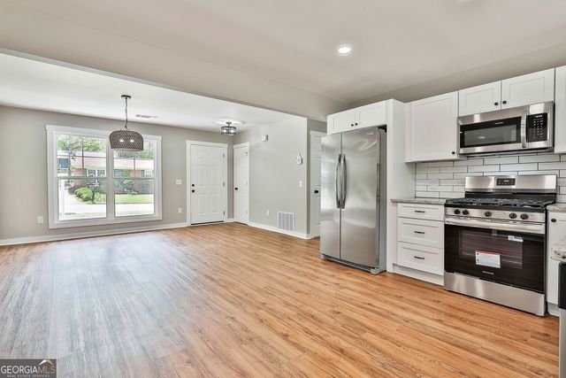 25 Westgate Park Drive, Newnan, GA 30263