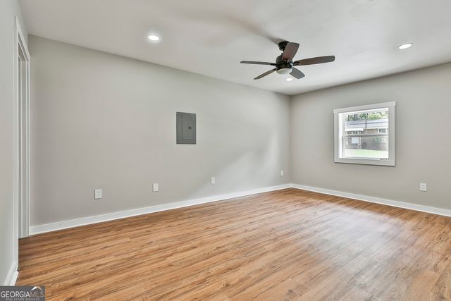 25 Westgate Park Drive, Newnan, GA 30263