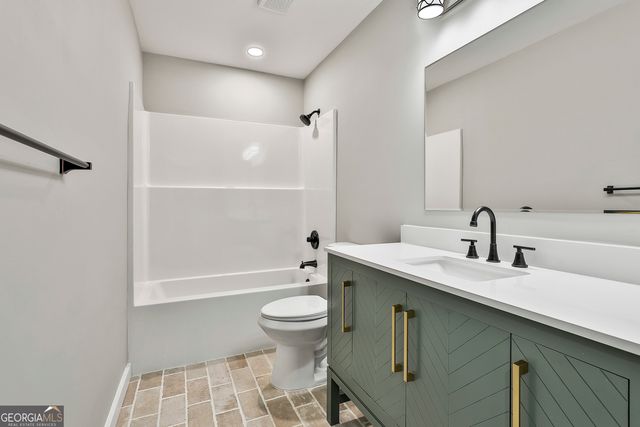 25 Westgate Park Drive, Newnan, GA 30263