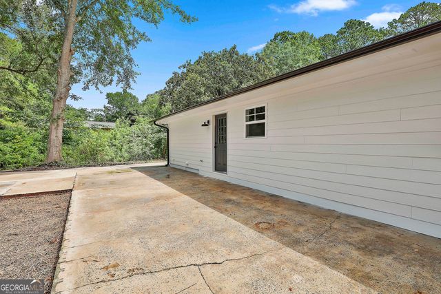 25 Westgate Park Drive, Newnan, GA 30263