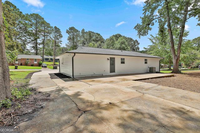 25 Westgate Park Drive, Newnan, GA 30263