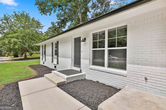 25 Westgate Park Drive, Newnan, GA 30263