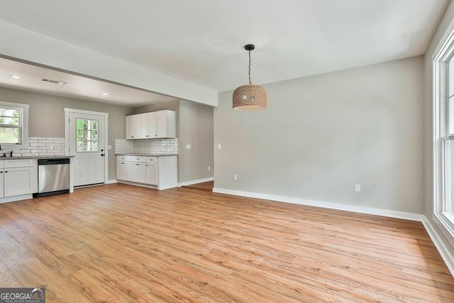 25 Westgate Park Drive, Newnan, GA 30263