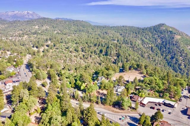 32065 Hunsaker way, Running Springs, CA 92382