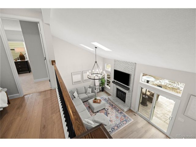 6060 E Hinsdale Ct, Centennial, CO 80112