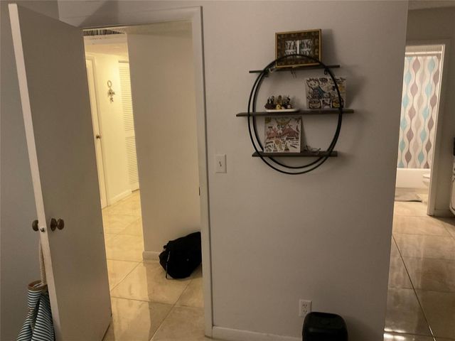 6201 N FALLS CIR Drive 309, Lauderhill, FL 33319