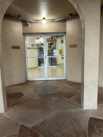 6201 N FALLS CIR Drive 309, Lauderhill, FL 33319