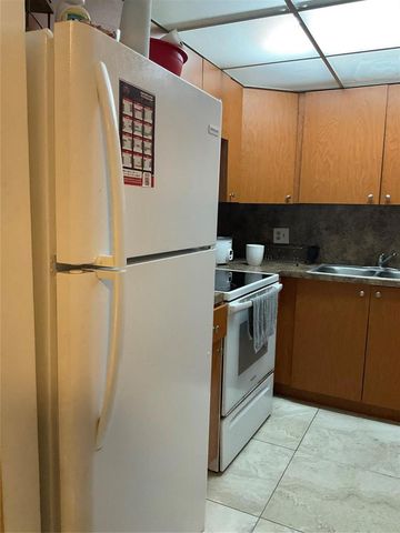 6201 N FALLS CIR Drive 309, Lauderhill, FL 33319