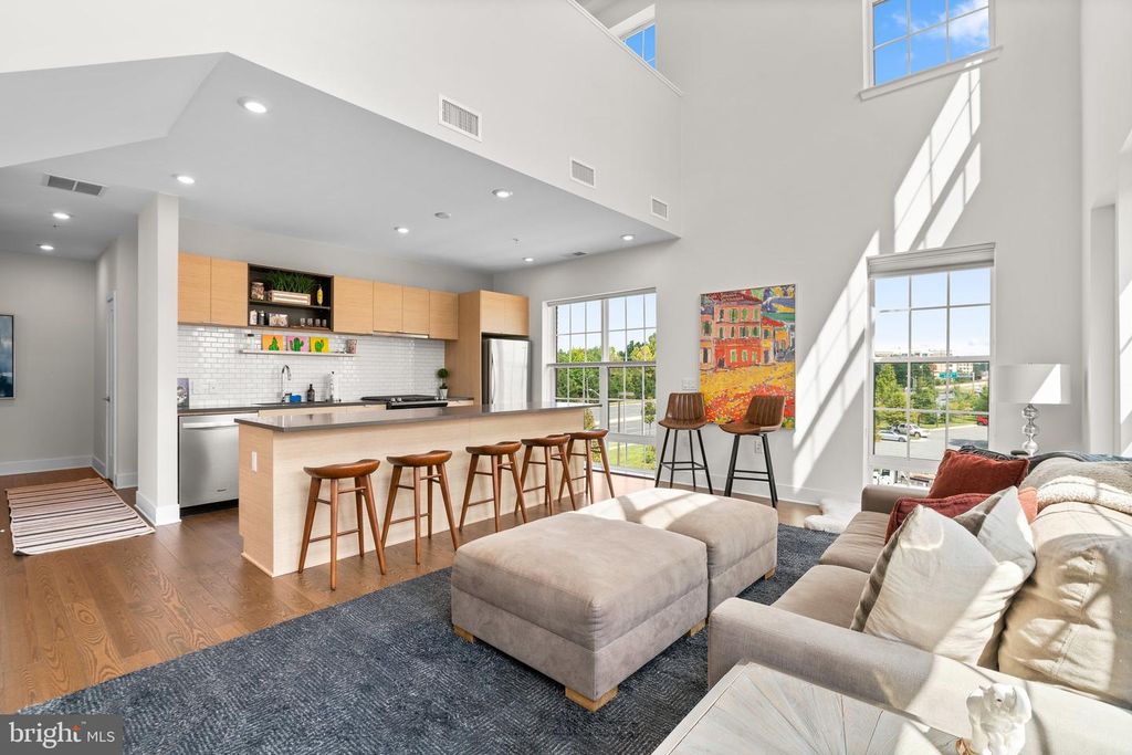 502 Diamondback Dr Unit 415, Gaithersburg, MD 20878