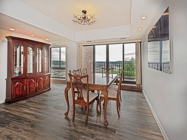 1700 Grandview AVENUE 202, Mt Washington, PA 15211