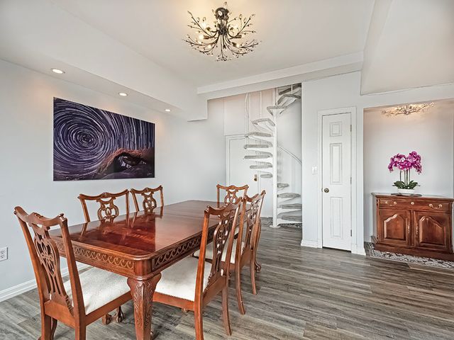 1700 Grandview AVENUE 202, Mt Washington, PA 15211