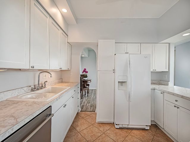 1700 Grandview AVENUE 202, Mt Washington, PA 15211