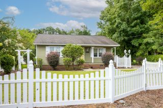 816 Peachtree Road, Clinton, NC 28328