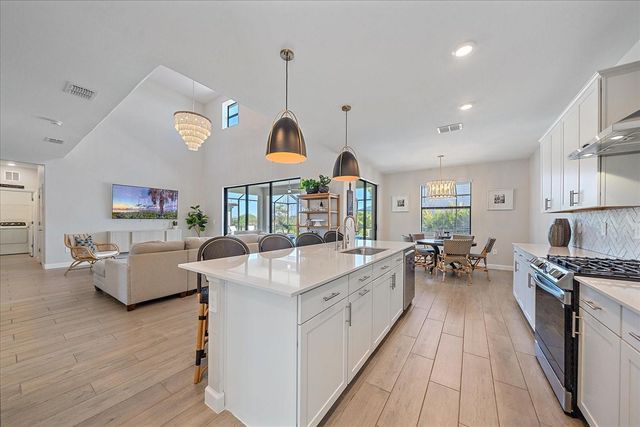 14904 SERENE SHORES LOOP, Bradenton, FL 34211