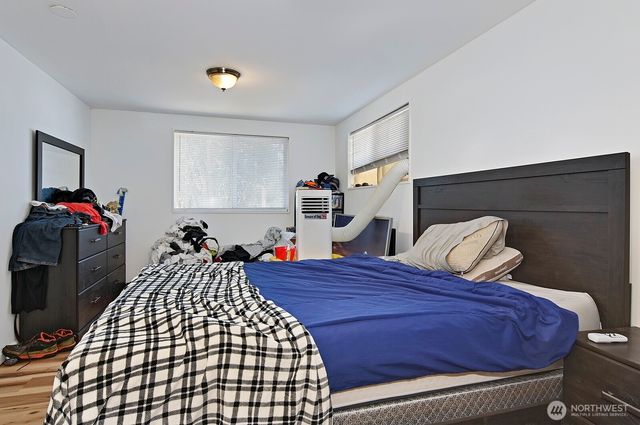 15002 4th Avenue S, Burien, WA 98148