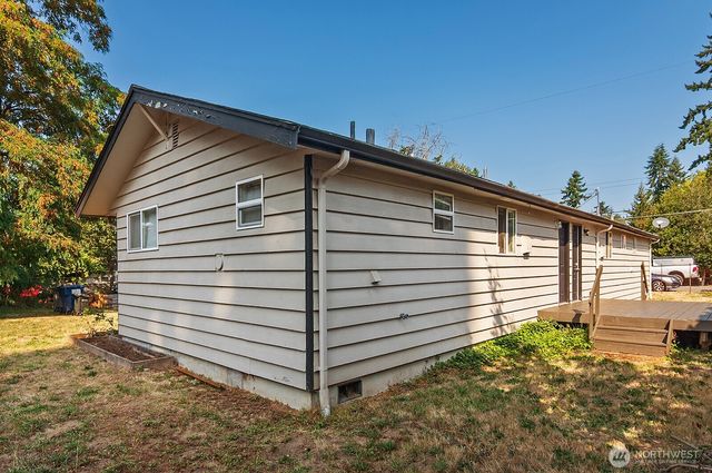 15002 4th Avenue S, Burien, WA 98148