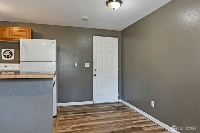 15002 4th Avenue S, Burien, WA 98148