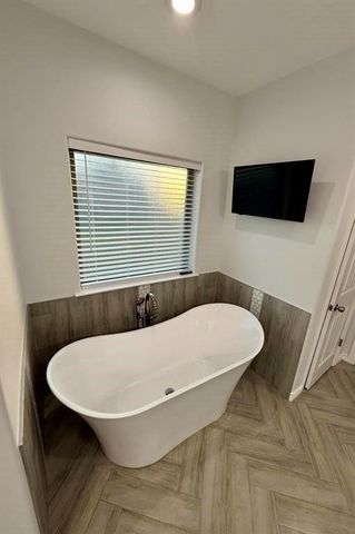 2295 Diamond D Drive, Beaumont, TX 77713