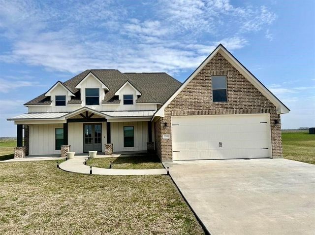 2295 Diamond D Drive, Beaumont, TX 77713