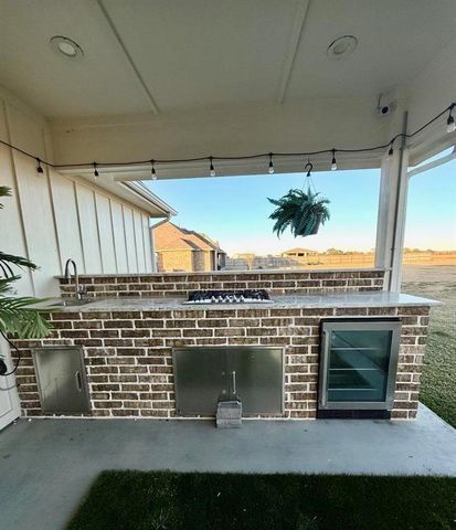 2295 Diamond D Drive, Beaumont, TX 77713