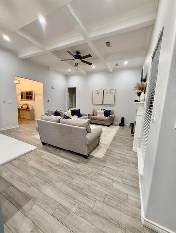 2295 Diamond D Drive, Beaumont, TX 77713