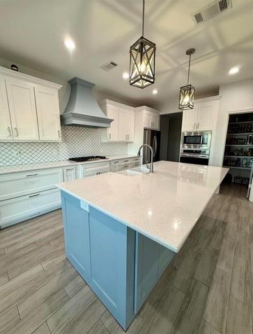 2295 Diamond D Drive, Beaumont, TX 77713