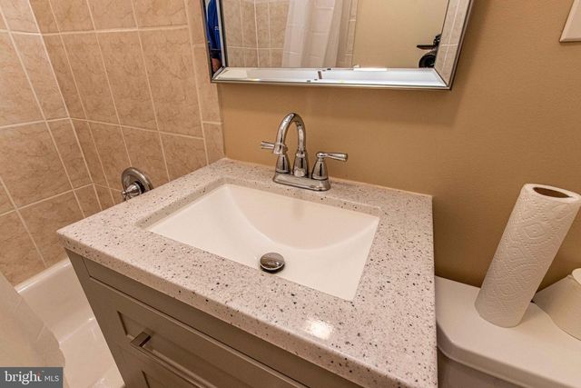 97 S JORDAN ST, Alexandria, VA 22304