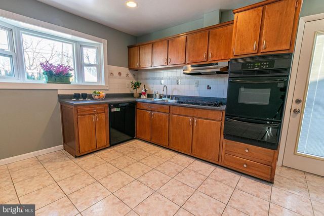 97 S JORDAN ST, Alexandria, VA 22304