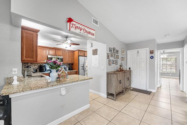 114 Centennial Court 114, Deerfield Beach, FL 33442