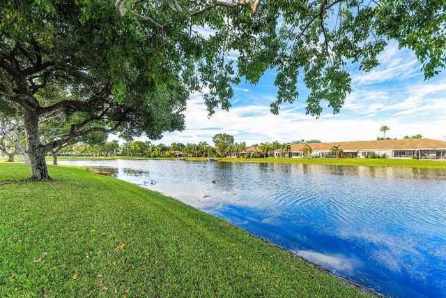 114 Centennial Court 114, Deerfield Beach, FL 33442