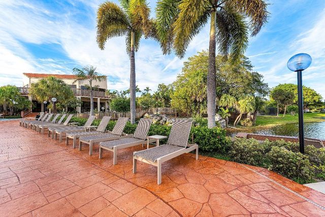 114 Centennial Court 114, Deerfield Beach, FL 33442