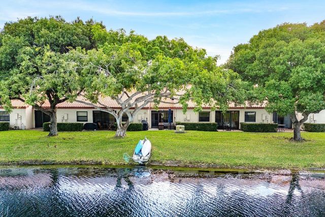 114 Centennial Court 114, Deerfield Beach, FL 33442