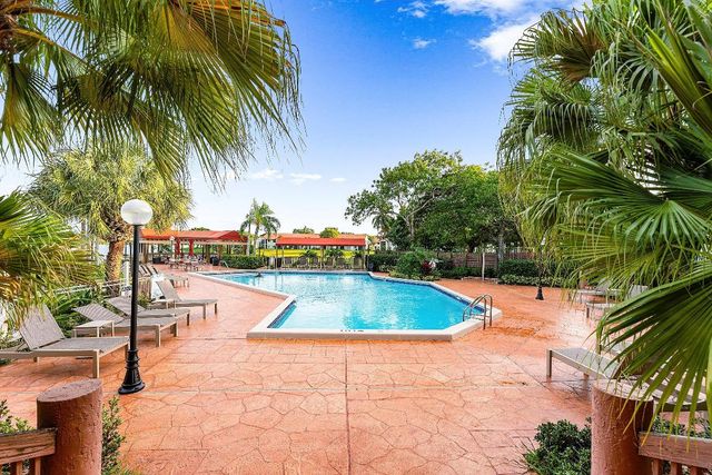 114 Centennial Court 114, Deerfield Beach, FL 33442