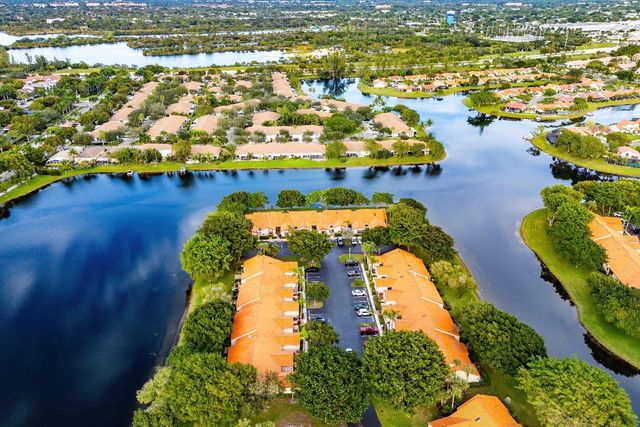 114 Centennial Court 114, Deerfield Beach, FL 33442