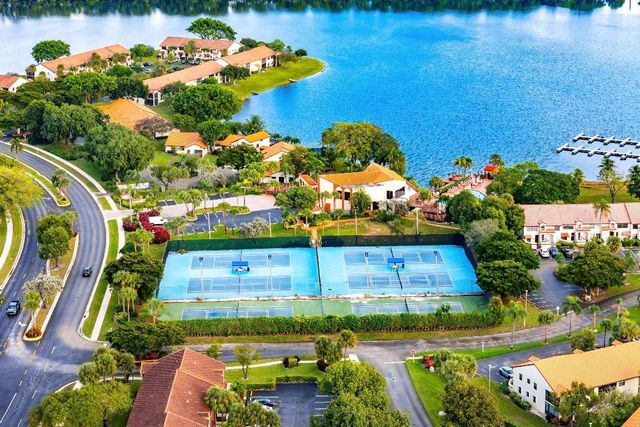 114 Centennial Court 114, Deerfield Beach, FL 33442