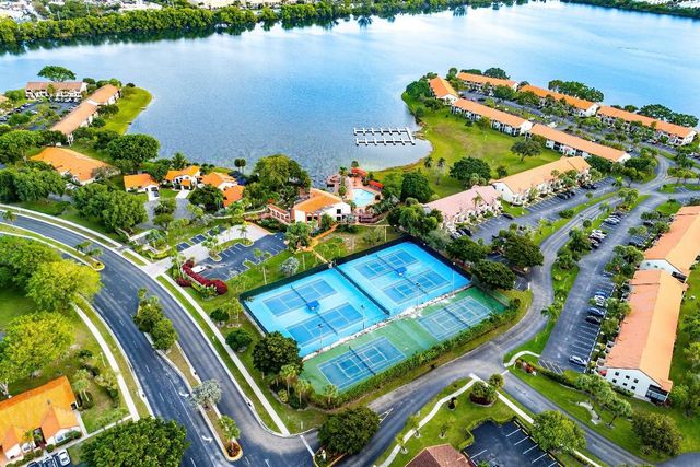 114 Centennial Court 114, Deerfield Beach, FL 33442